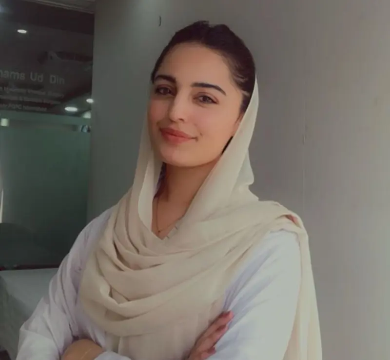 Aleeza Bangash - Psychologist | Consultant